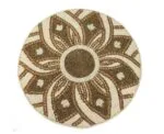 EIne Perlen Tischdecke Gold-Creme von Meander B.V. 36 cm Durchmesser.