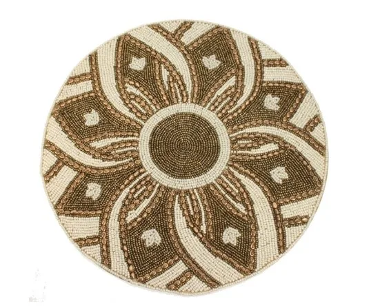EIne Perlen Tischdecke Gold-Creme von Meander B.V. 36 cm Durchmesser.