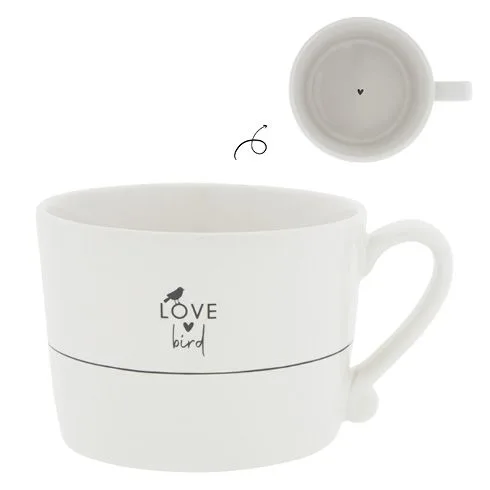 Eine Kaffeetasse Love Bird von Bastion Collections aus Keramik 10x8x7cm.
