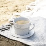 Eine Kaffeetasse You Are Gold von Bastion Collections aus Keramik 300ml.