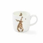 Eine Kaffeetasse Hase Hare and Bee von Wrendale aus Porzellan 300ml.