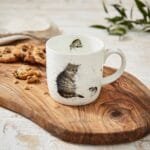 Eine Kaffeetasse Cat and Mouse von Wrendale aus Porzellan 300ml.