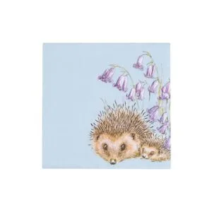 Ein 20er Pack Cocktail-Servietten Love and Hedgehugs von Wrendale 25x25cm.