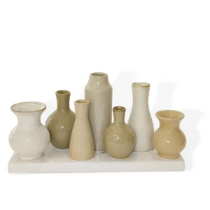 Eine Mini Vase Yana von Spang aus Keramik 30x10x16cm.