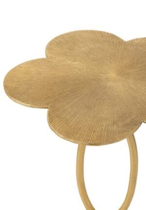 Goldener Tisch in Blumenform mit strukturiertem Design.