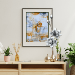 Abstraktes Gemälde mit Blumen auf dekorativem Regal.