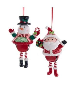 Weihnachtsdekoration Schneemann und Weihnachtsmann-Ornamente.